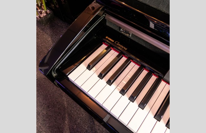 Used Yamaha CLP280 Polished Ebony Digital Piano Complete Package (SN:GBRCNO01024) - Image 8